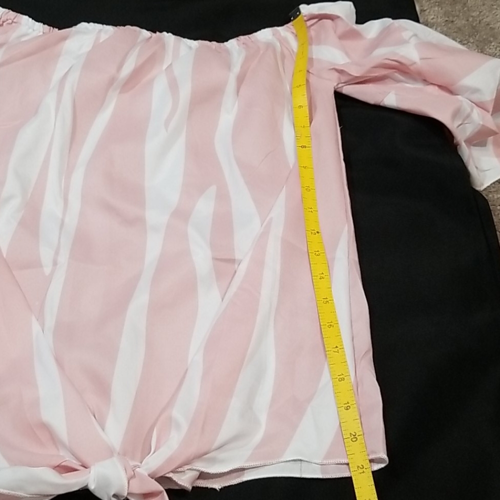 Pattern Cold Shoulder Bow pink and white Top. M - Picture 10 of 12